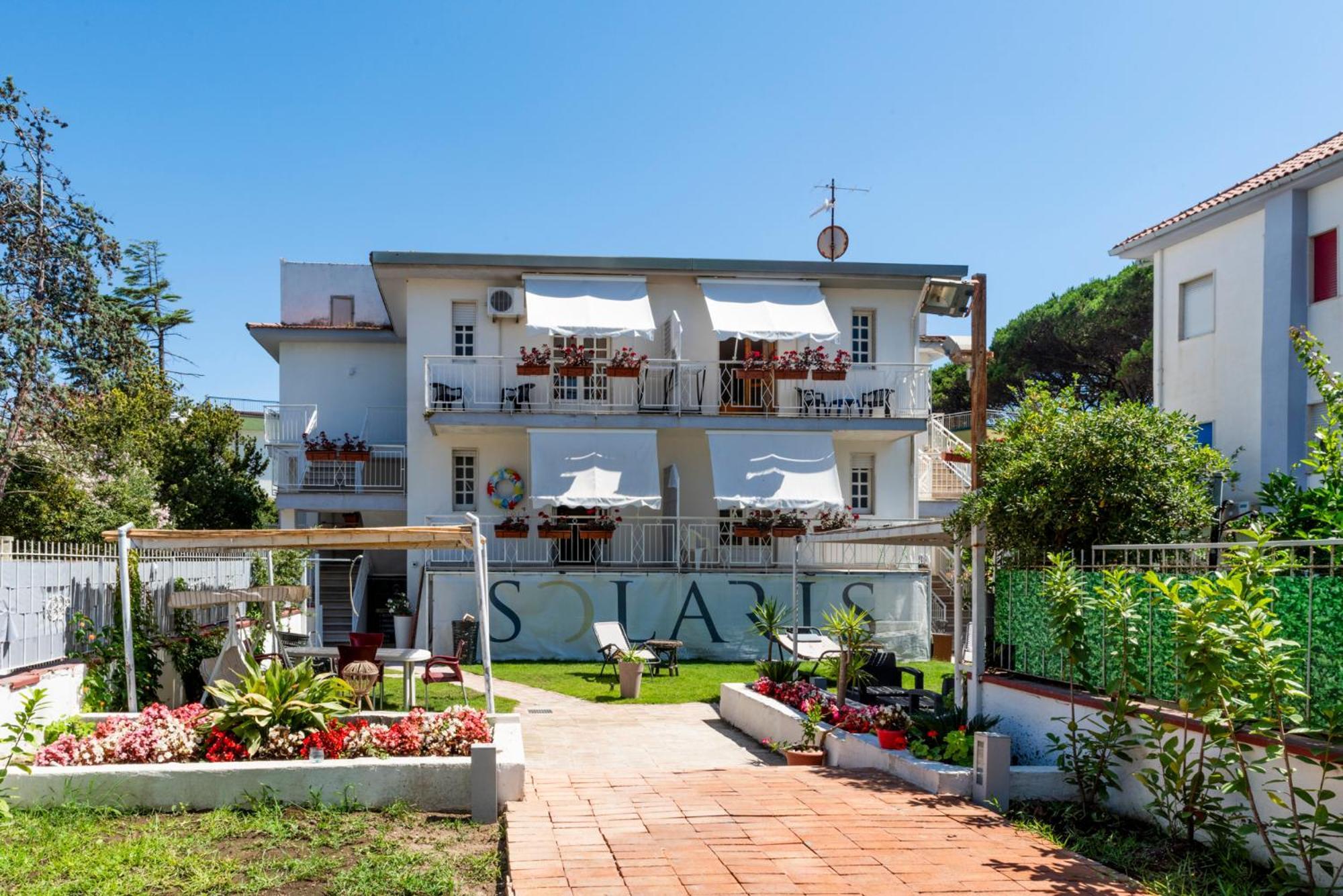 Solaris Paestum Panzió Kültér fotó
